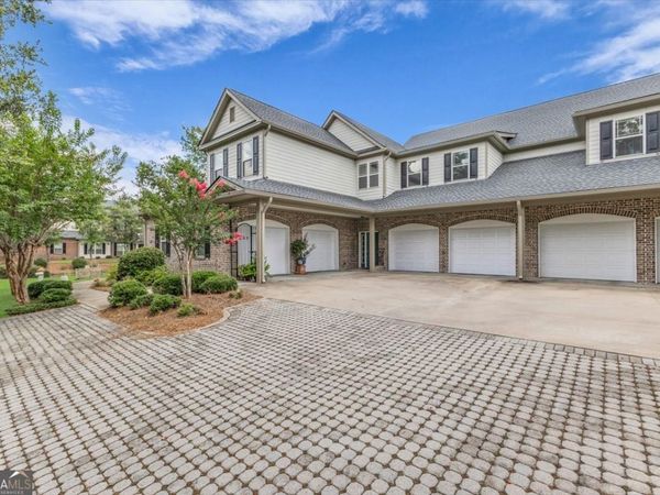 1003 River Oaks Drive, Richmond Hill, GA 31324