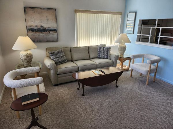 3322 CYNTHIA Lane, Unit 208, Lake Worth Beach, FL 33461