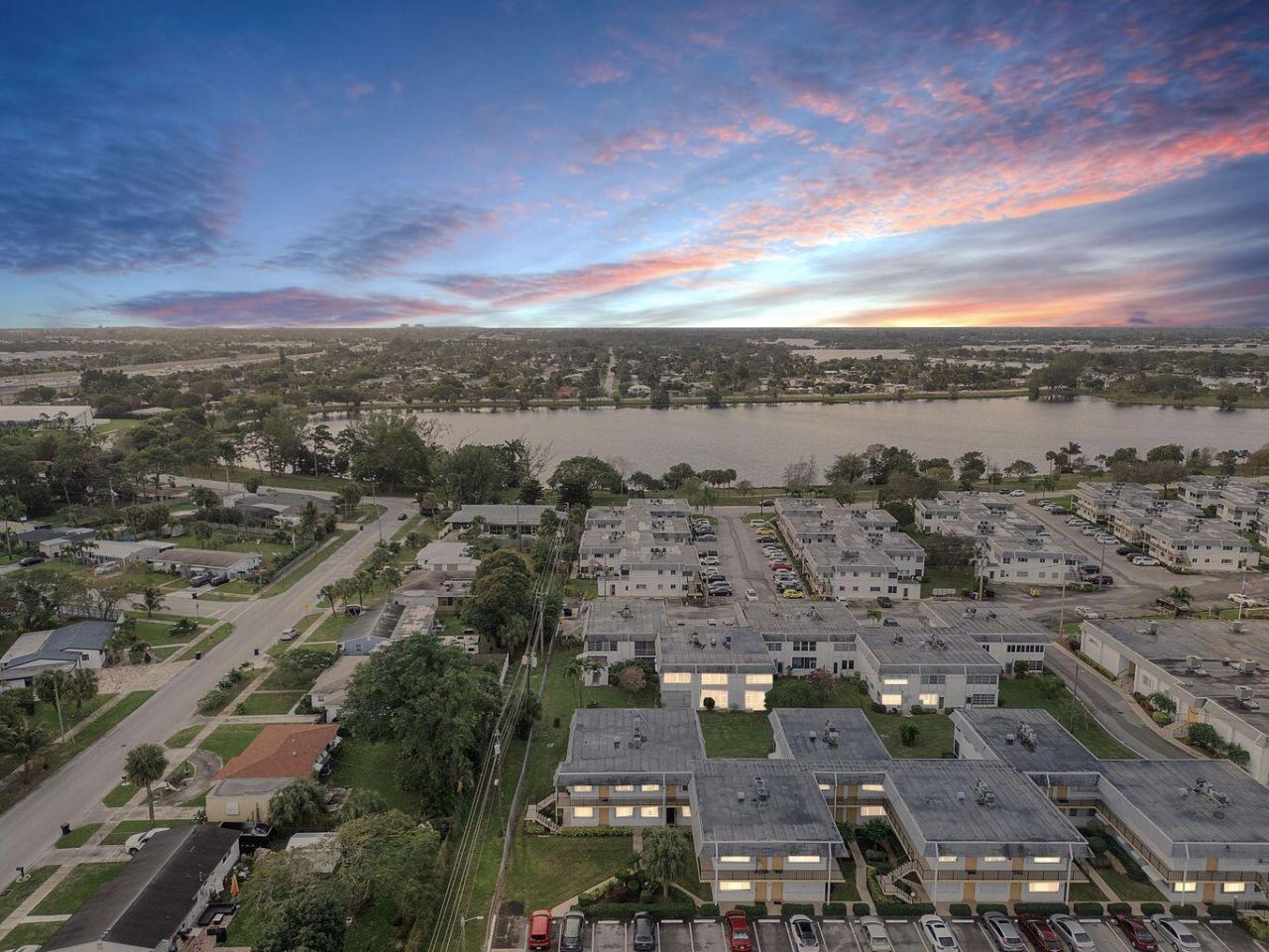 3322 Cynthia Lane, Unit 208, Lake Worth Beach, FL 33461 Photo