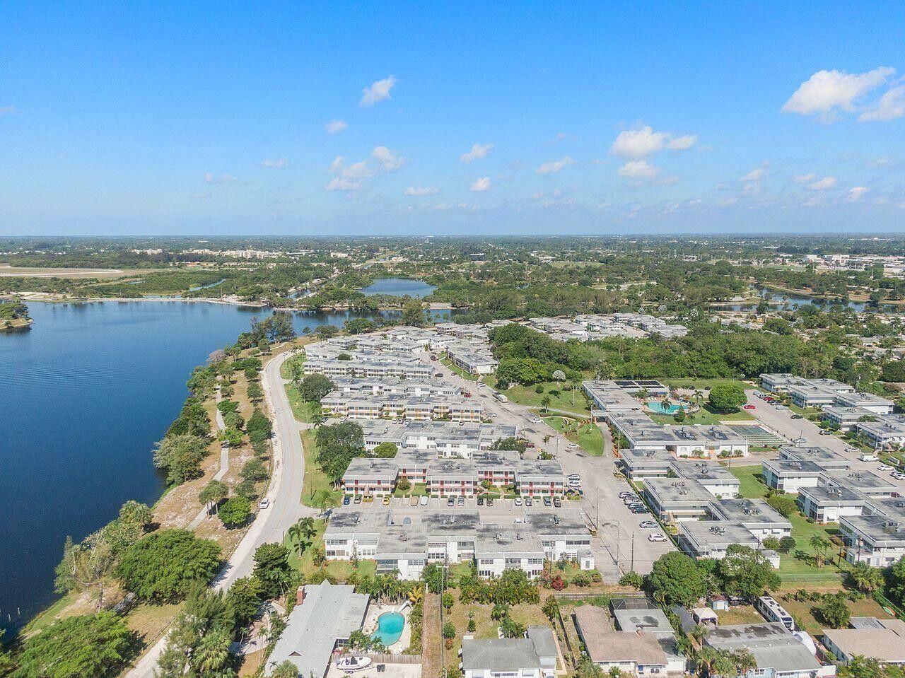 3322 Cynthia Lane, Unit 208, Lake Worth Beach, FL 33461 Photo