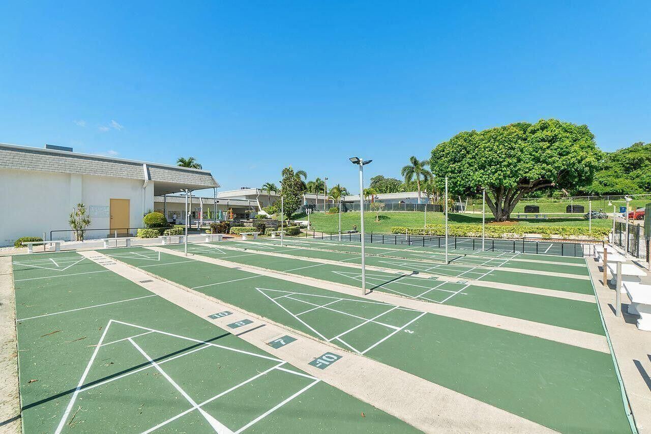 3322 Cynthia Lane, Unit 208, Lake Worth Beach, FL 33461 Photo