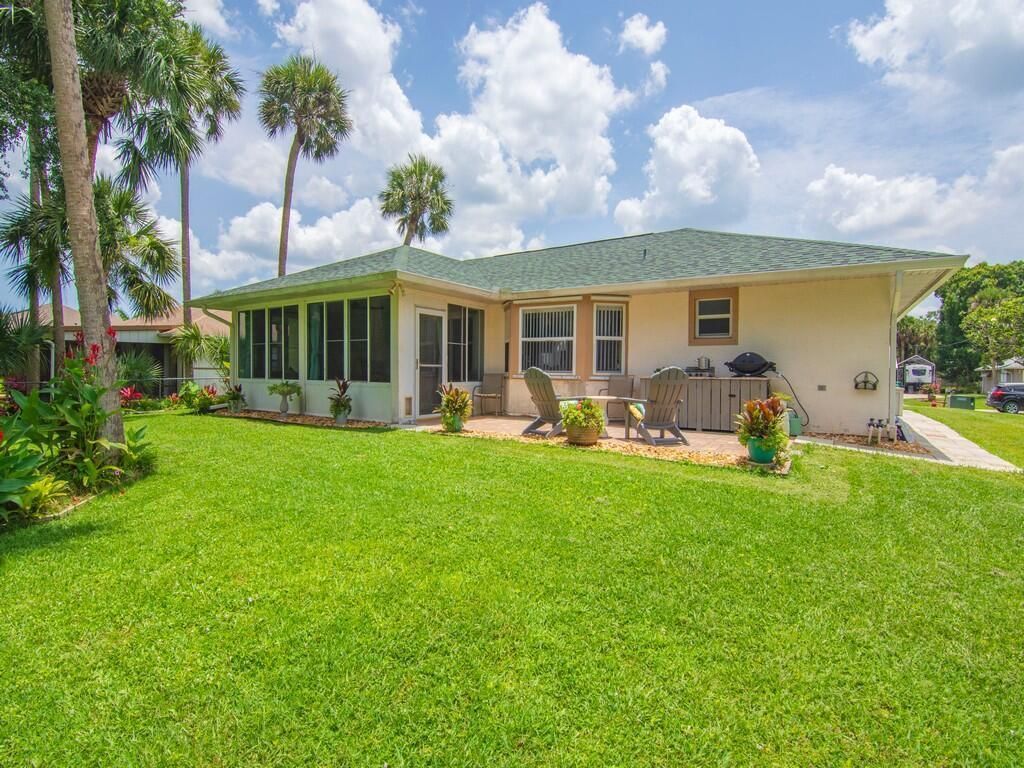 664 Vocelle Avenue, Sebastian, FL 32958 Photo