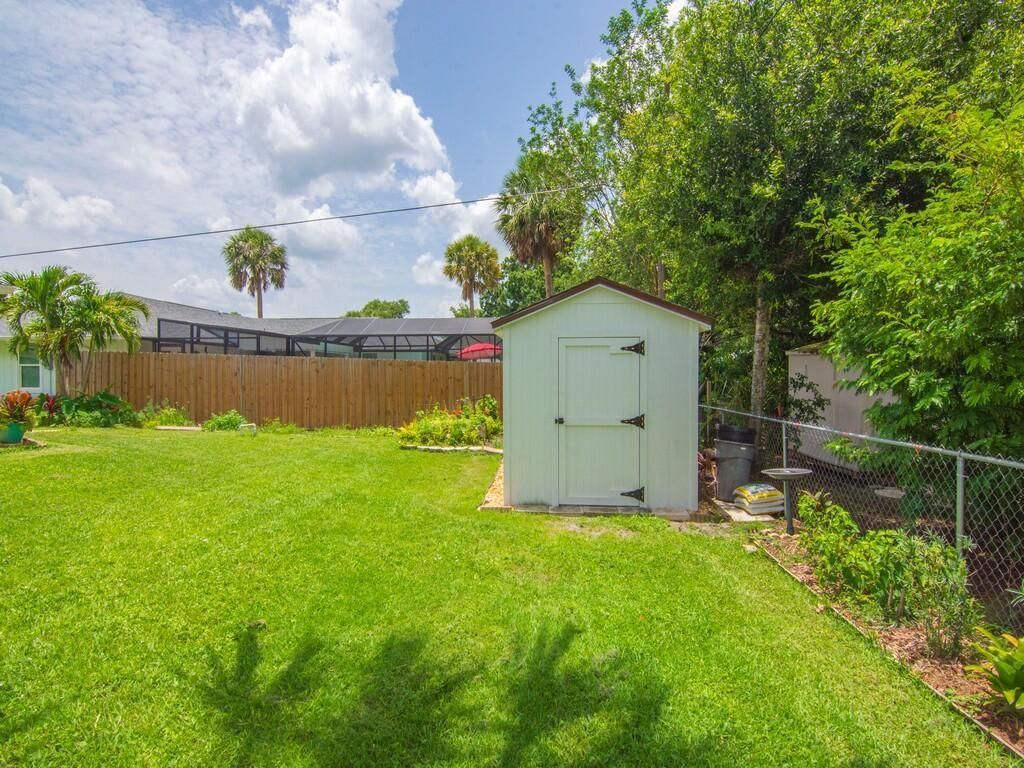 664 Vocelle Avenue, Sebastian, FL 32958 Photo