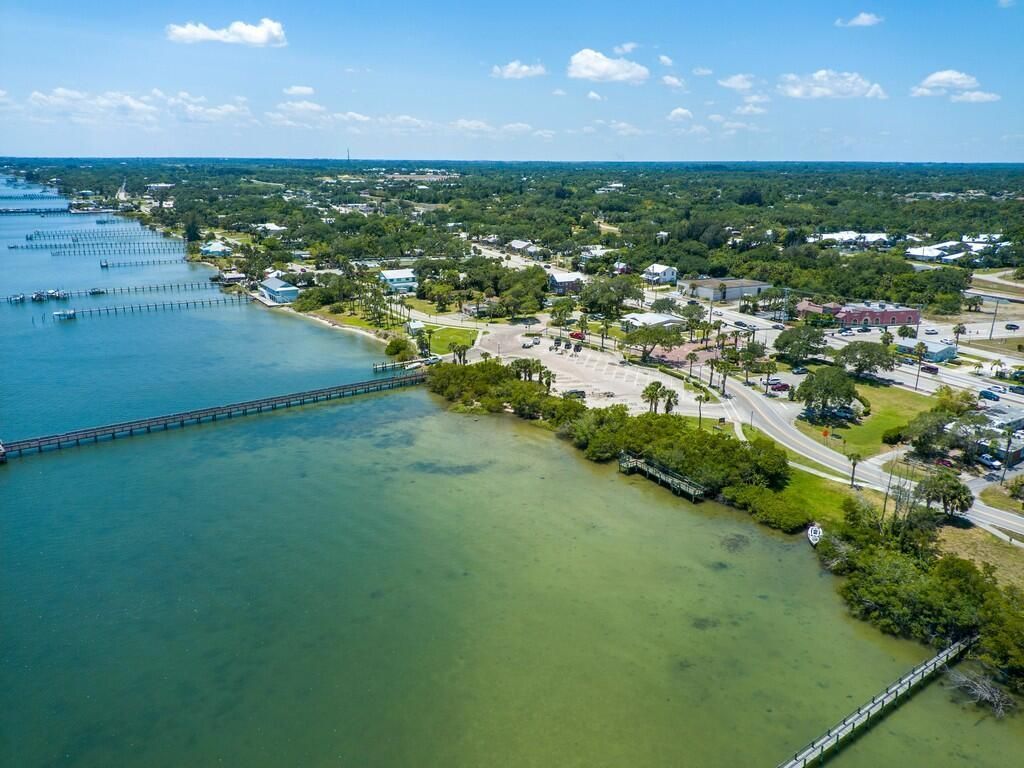 664 Vocelle Avenue, Sebastian, FL 32958 Photo