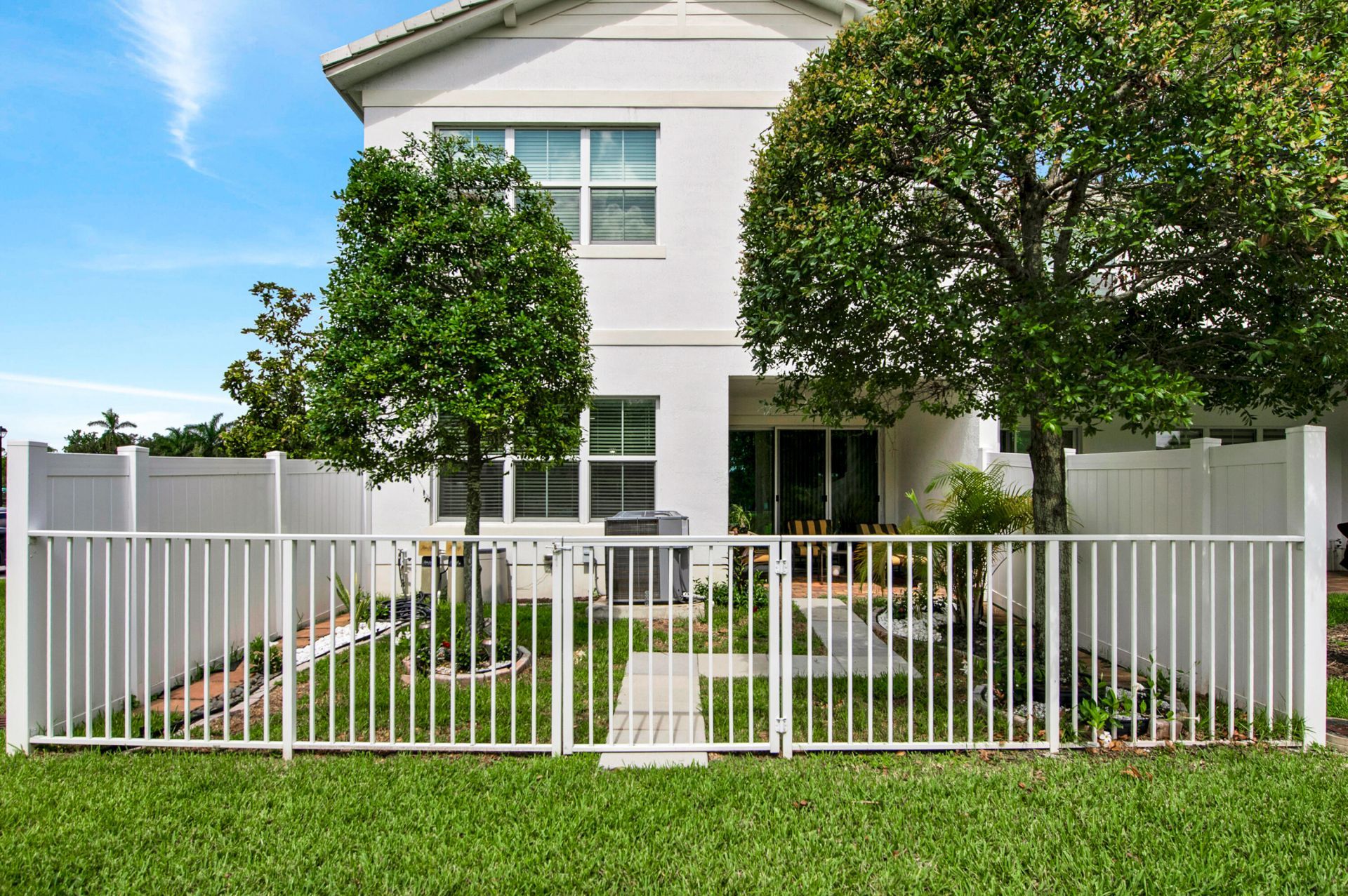 50 Palm Lane, Royal Palm Beach, FL 33411 Photo