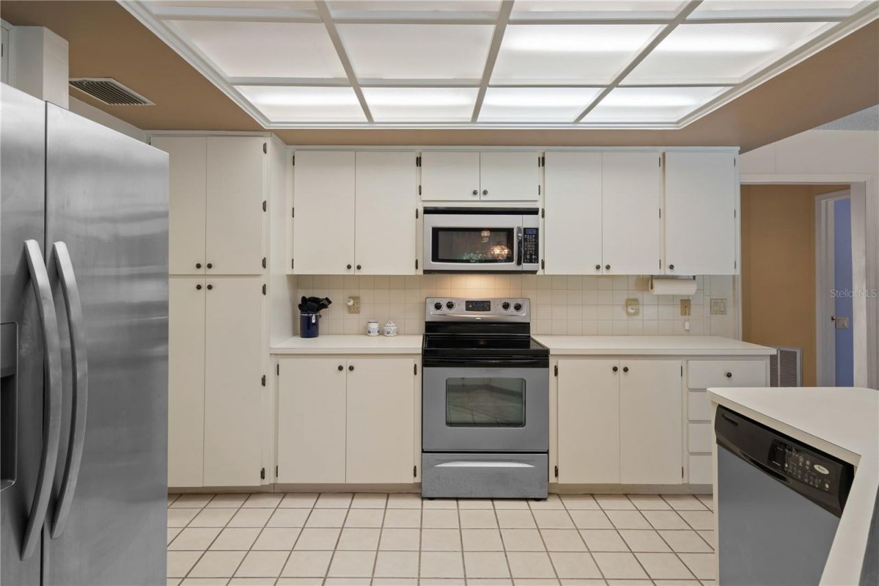 3225 Glenwood Circle, Holiday, FL 34691 Photo