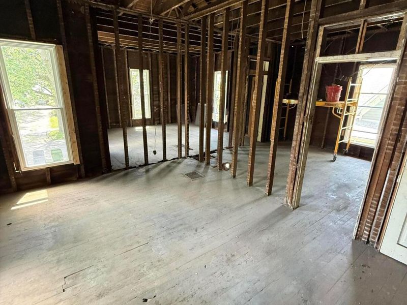 250 W 7th Street, Marysville, OH 43040 Photo 6