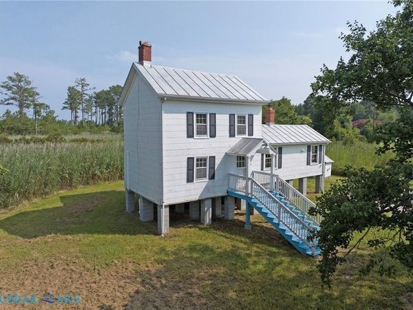 2122 Haven Beach Road , Diggs, VA 23045