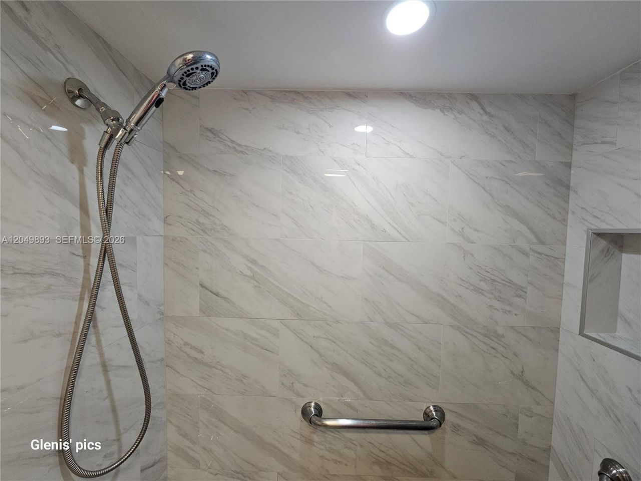 20400 W Country Club Dr , Unit 204, Aventura, FL 33180 Photo