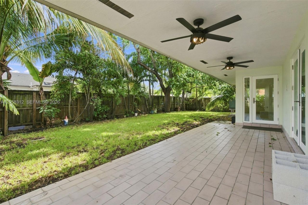 701 Westward Dr, Miami Springs, FL 33166 Photo
