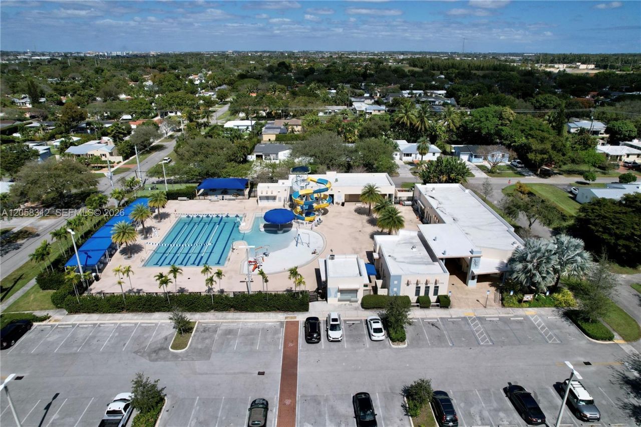 701 Westward Dr, Miami Springs, FL 33166 Photo