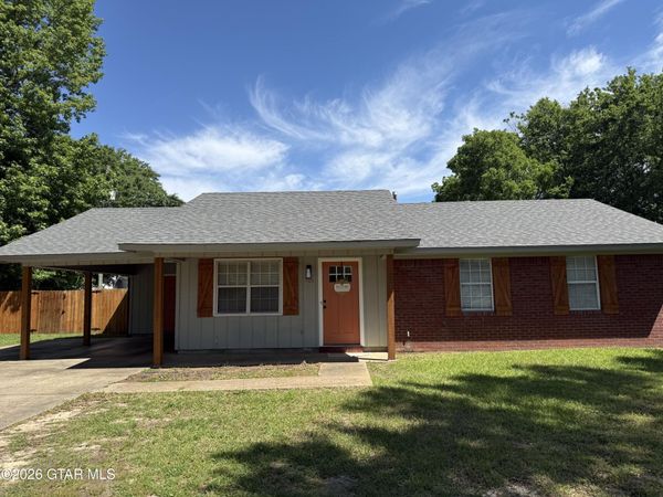 701 11th Avenue S, Columbus, MS 39701