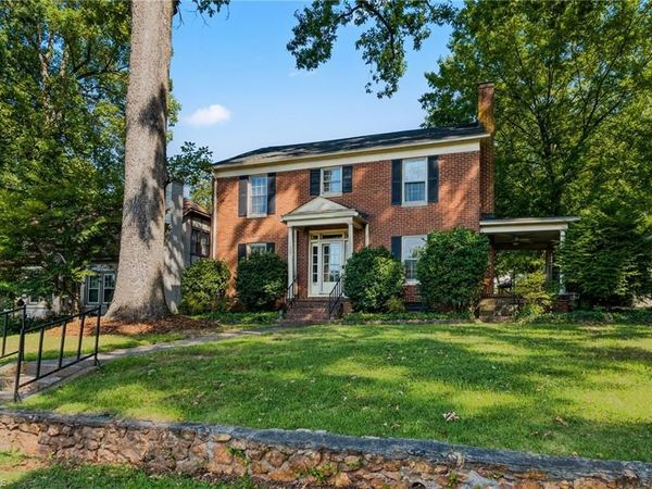 710 Sunset Drive, High Point, NC 27262
