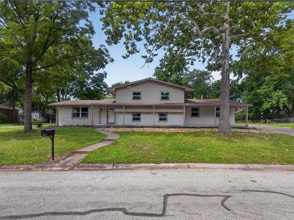 1941 Indian Trail Drive, West Lafayette, IN 47906