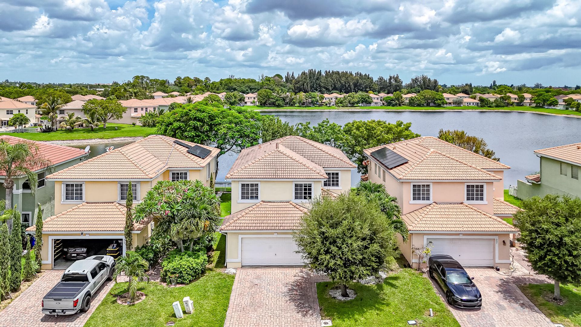 6427 Adriatic Way, West Palm Beach, FL 33413 Photo