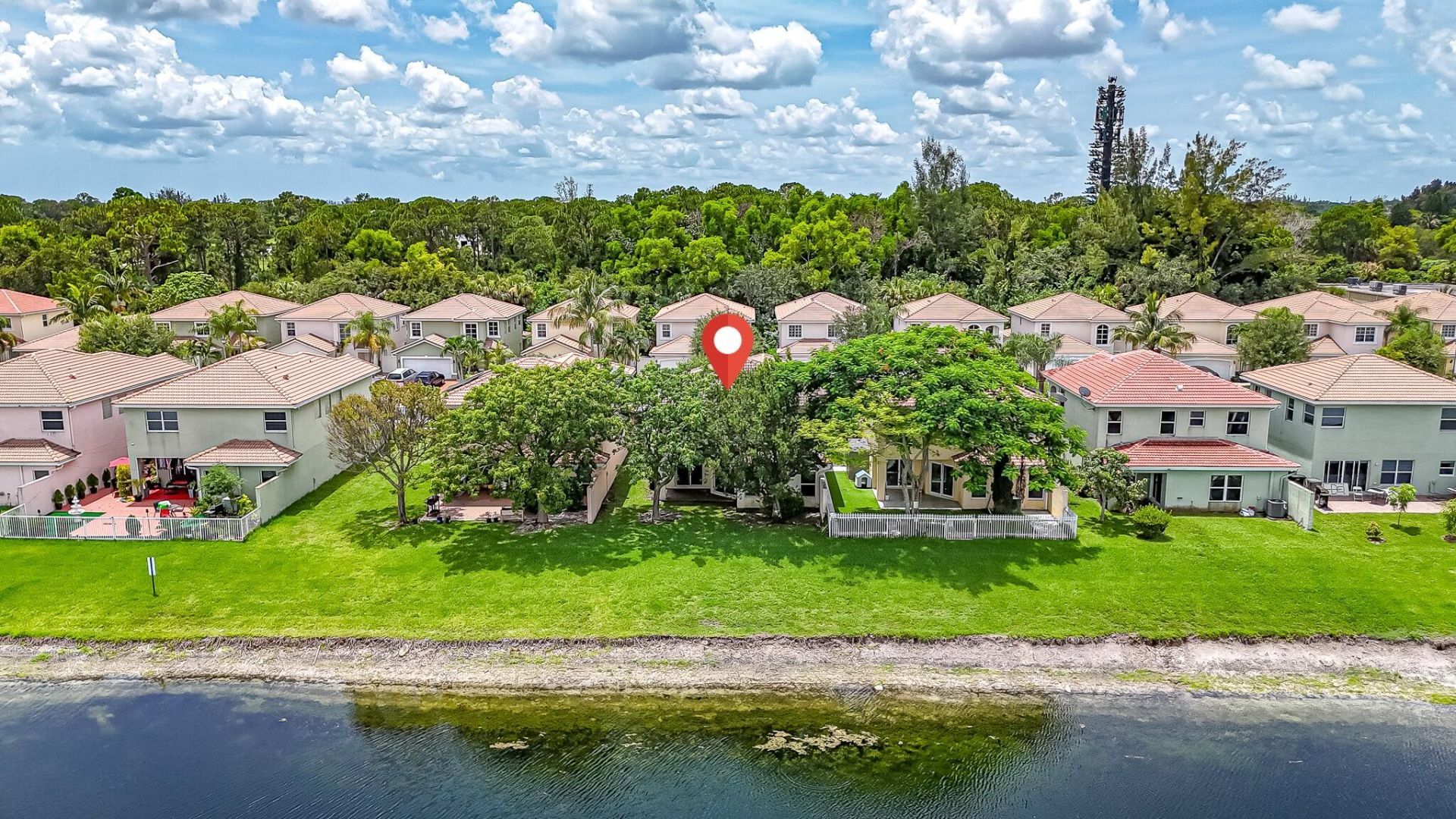 6427 Adriatic Way, West Palm Beach, FL 33413 Photo
