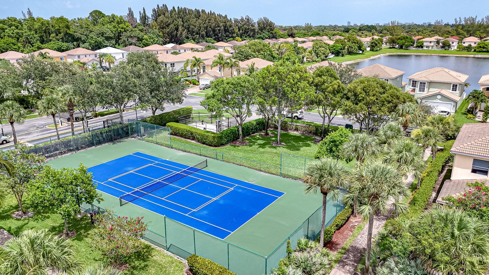 6427 Adriatic Way, West Palm Beach, FL 33413 Photo