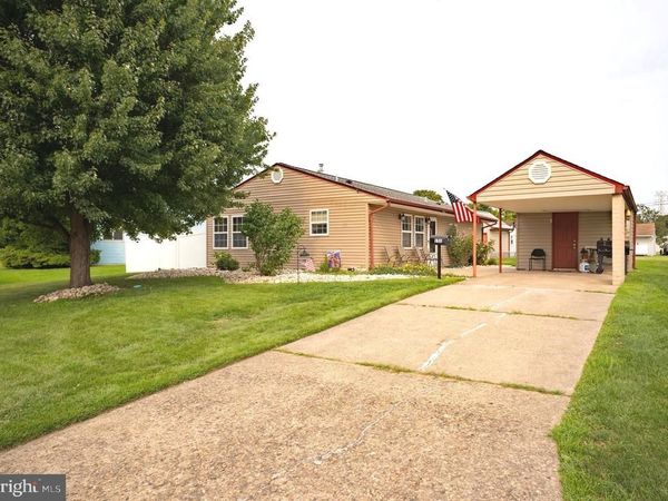 151 WILLOW DRIVE, LEVITTOWN, PA 19054