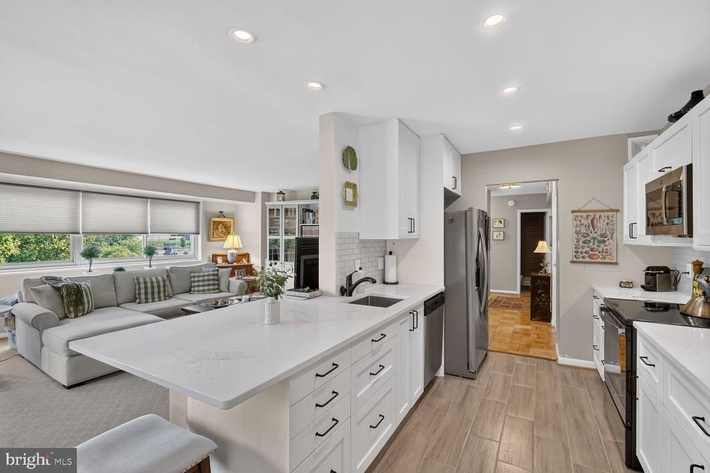 5100 DORSET AVENUE , CHEVY CHASE, MD 20815