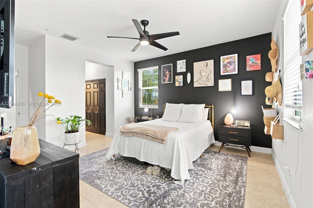 1075 SW 147 Ave , Unit 5601, Pembroke Pines, FL 33027 Photo