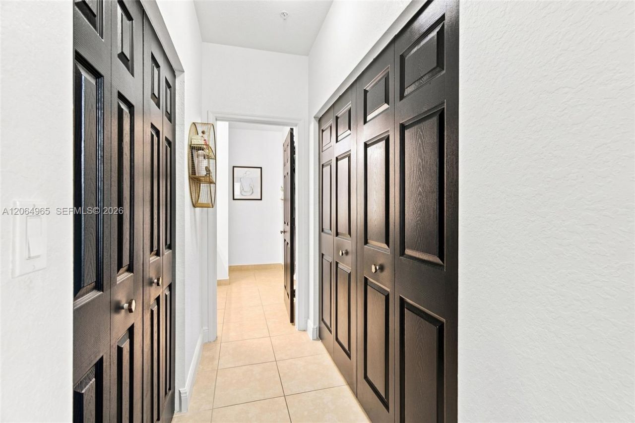 1075 SW 147 Ave , Unit 5601, Pembroke Pines, FL 33027 Photo