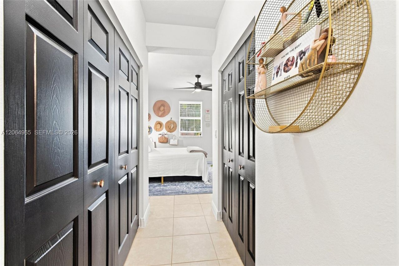 1075 SW 147 Ave , Unit 5601, Pembroke Pines, FL 33027 Photo