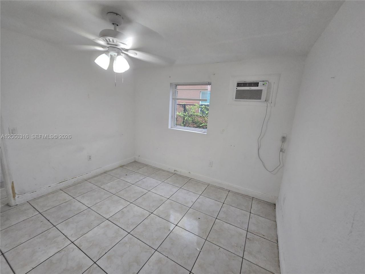 535 NW 7th St, Unit 3, Miami, FL 33136 Photo