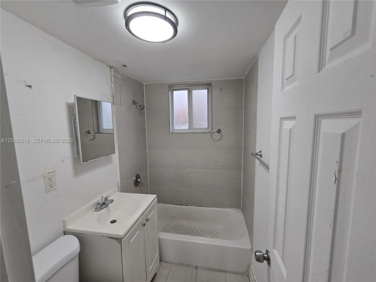 535 NW 7th St, Unit 3, Miami, FL 33136 Photo