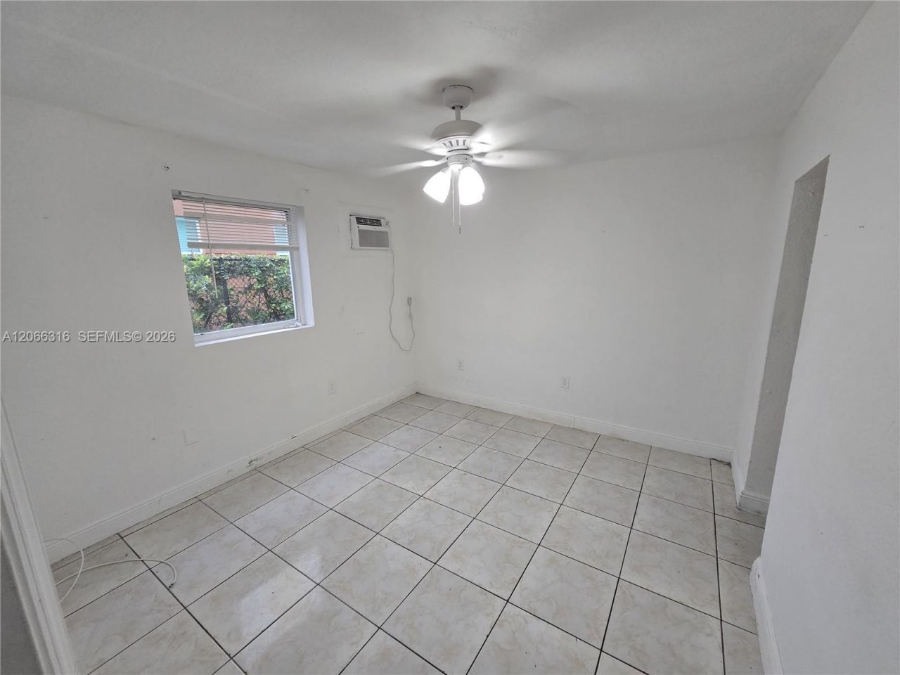535 NW 7th St, Unit 3, Miami, FL 33136 Photo