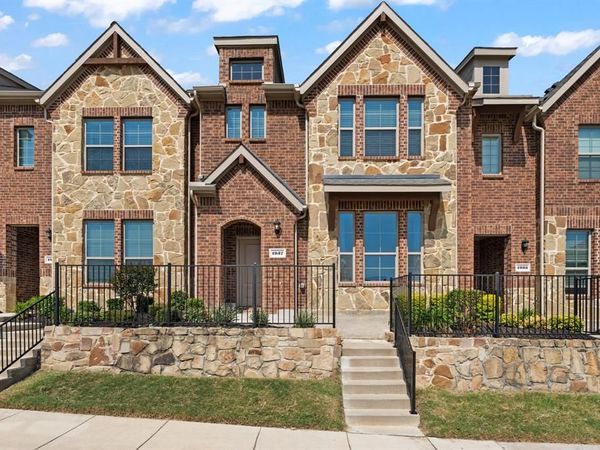 1937 Buffalo Hill Drive, Mesquite, TX 75149