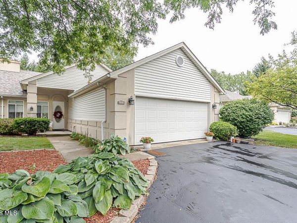 917 Hilltop Lane, Toledo, OH 43615
