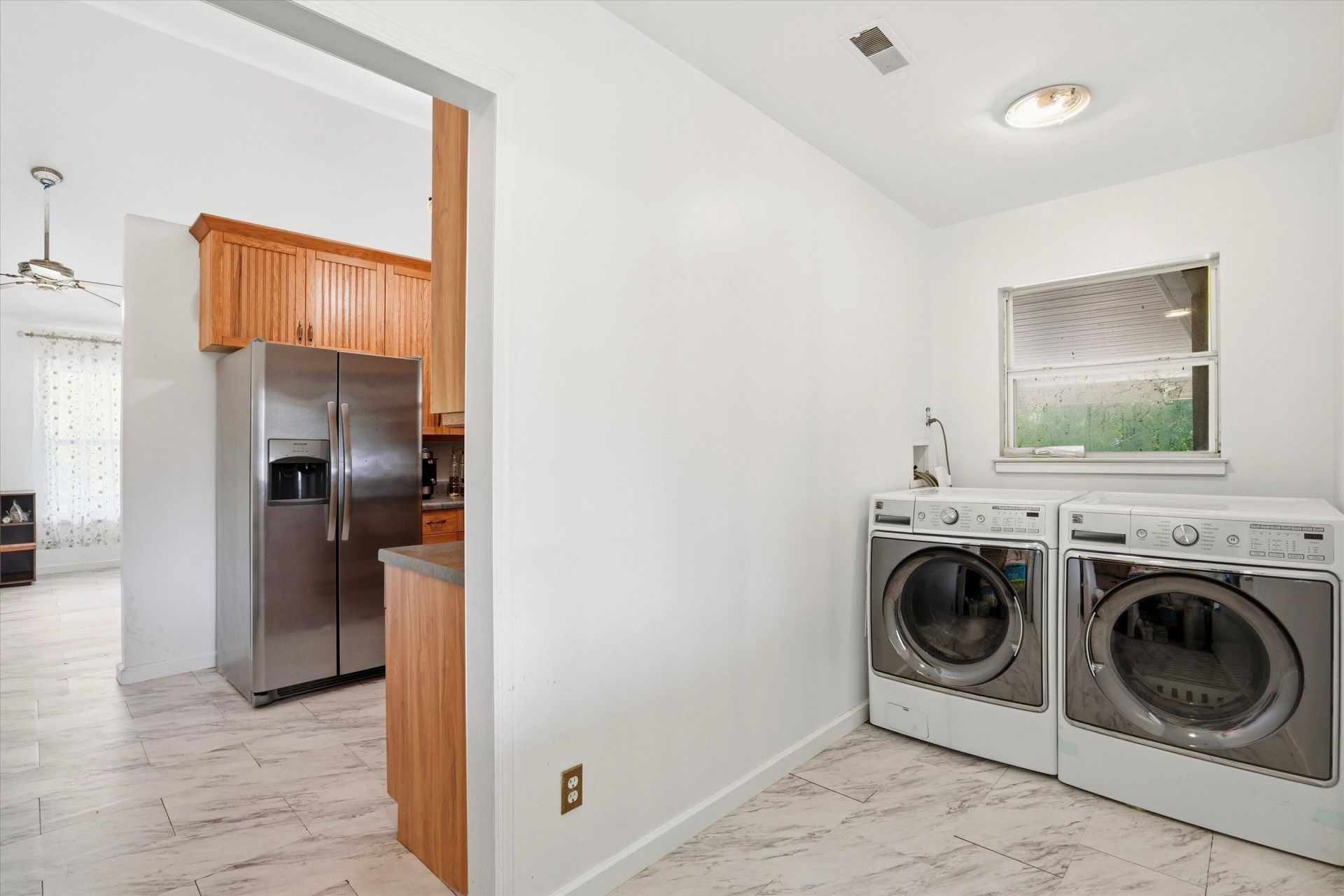 273 Campbell Road Photo 12