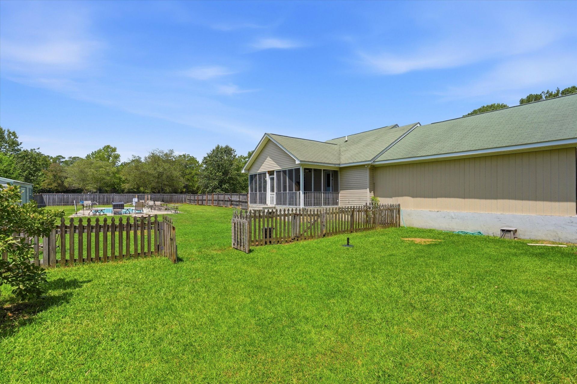 273 Campbell Road Photo 20