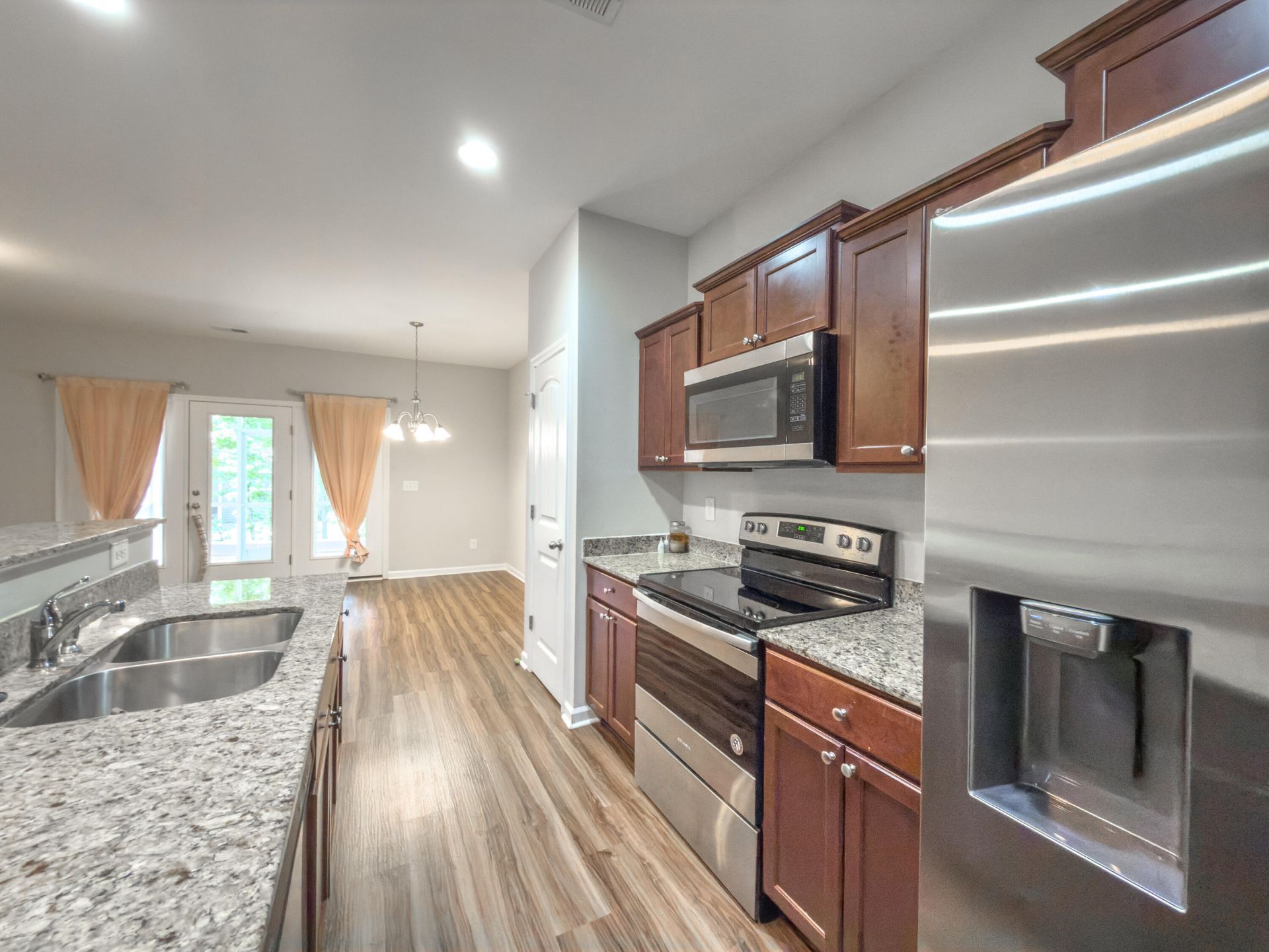 150 Buchanan Circle Photo 7