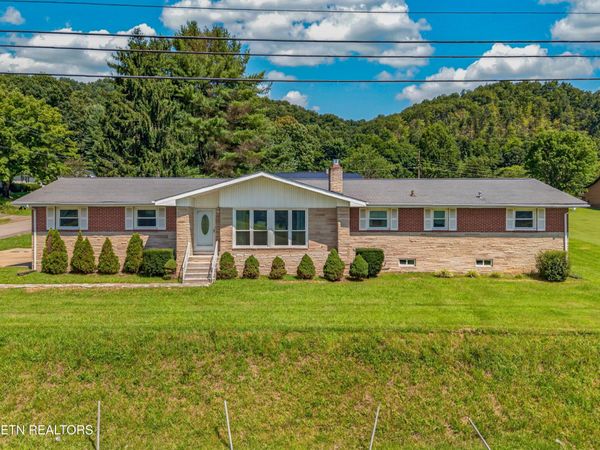 304 Russell Drive, Rogersville, TN 37857