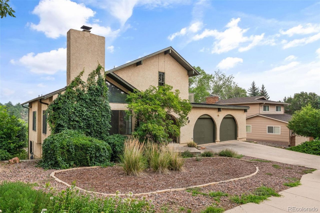 181 Del Oro Circle, Colorado Springs, CO 80919 Main Photo