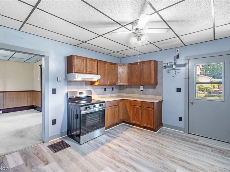804 6th Street SW, Massillon, OH 44647 Photo 2