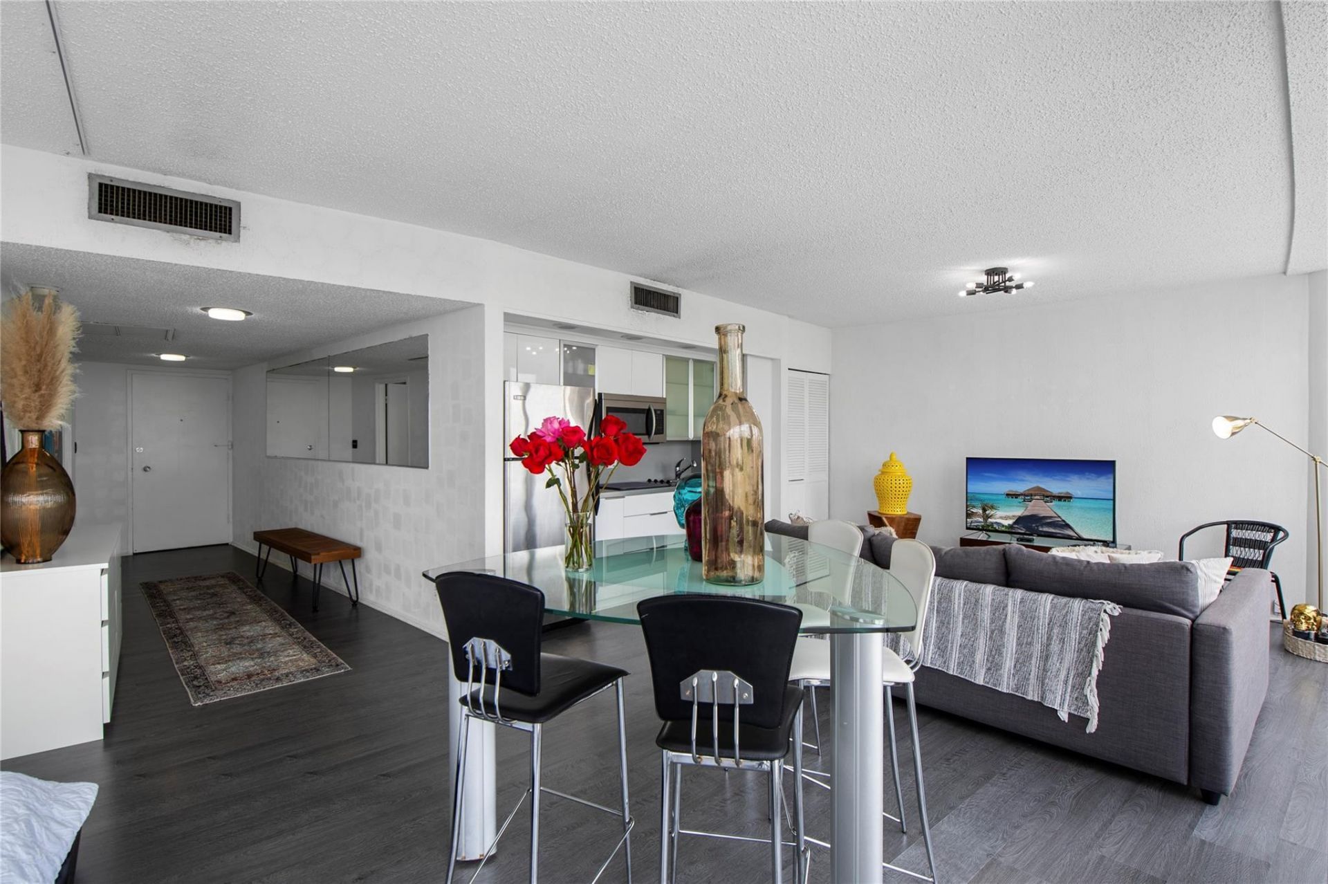 900 Bay Drive, Unit 303, Miami Beach, FL 33141 Photo