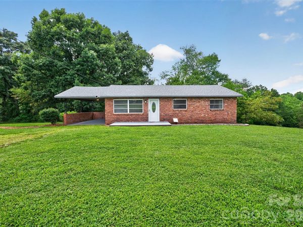 3143 Litty Lane, Hildebran, NC 28637