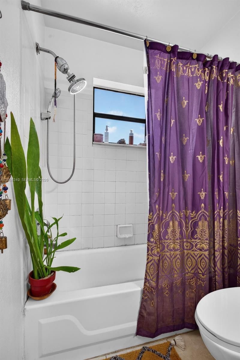 2445 SW 18th Ter, Unit 807, Fort Lauderdale, FL 33315 Photo