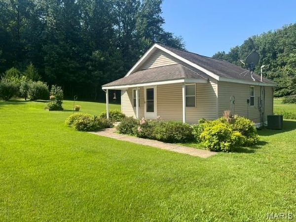 5305 County Road 535 , Jackson, MO 63755