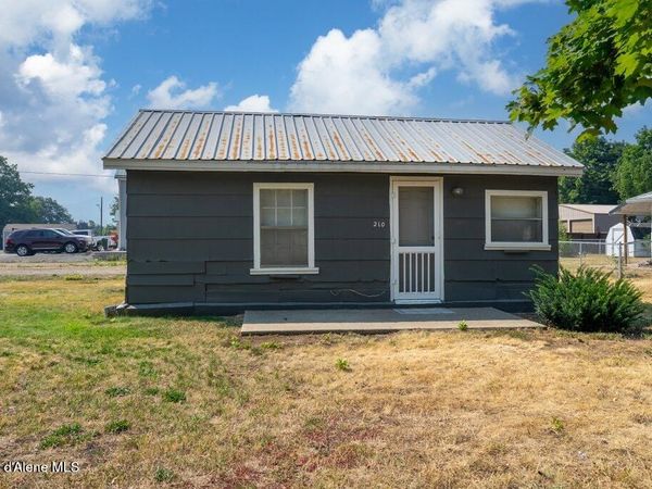 210 E 11th AVE, Post Falls, ID 83854