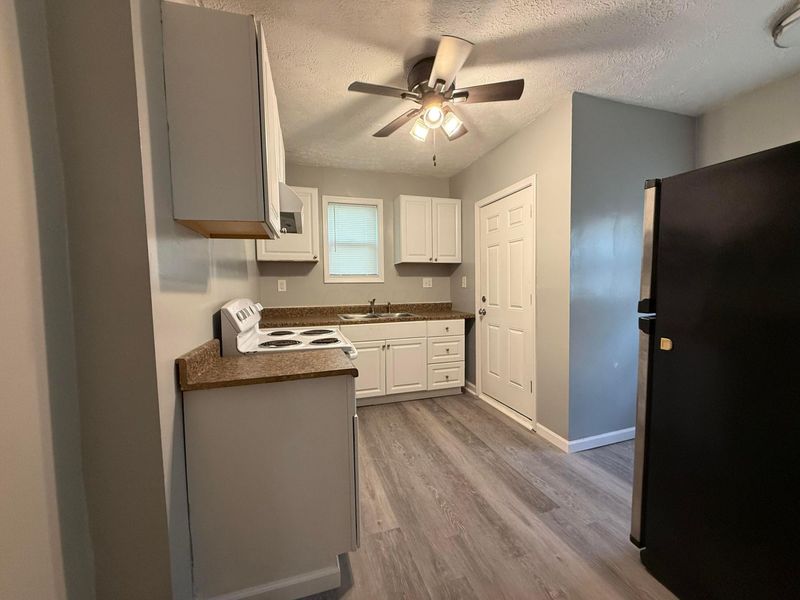521 - 523 S Wayne Avenue, Columbus, OH 43204 Photo 4