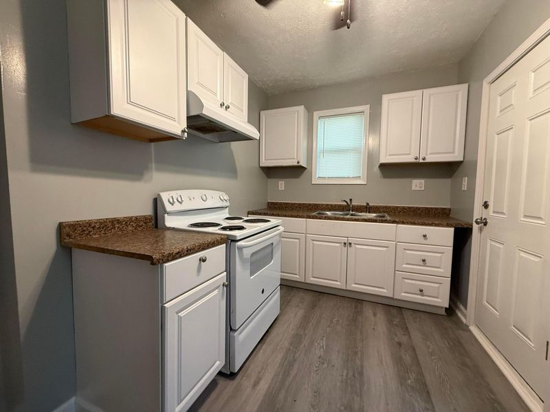 521 - 523 S Wayne Avenue, Columbus, OH 43204 Photo 5