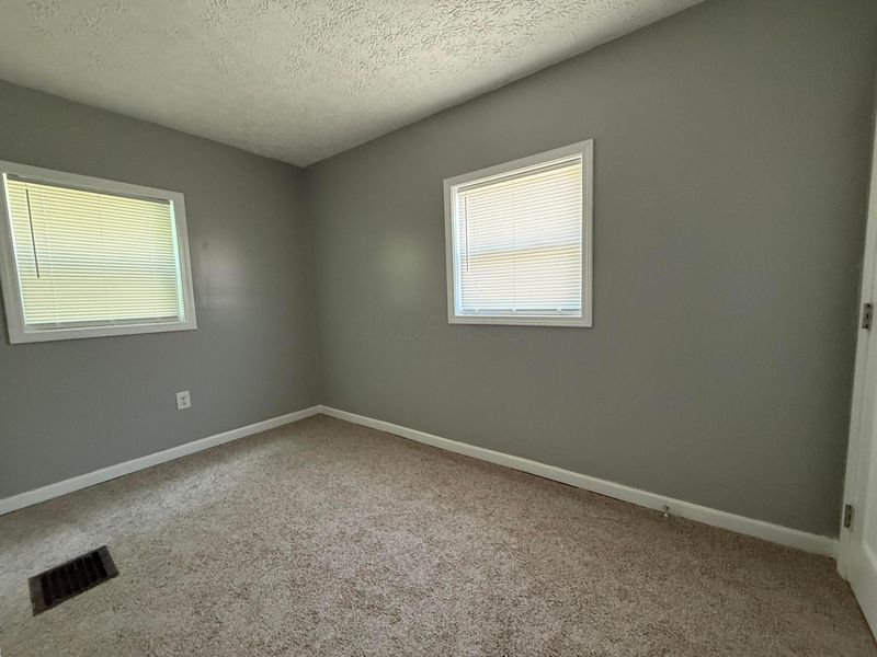521 - 523 S Wayne Avenue, Columbus, OH 43204 Photo 8