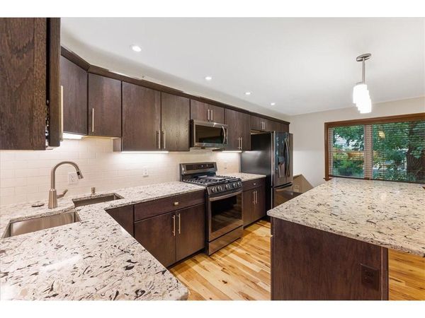 401 Ridgewood Avenue , Unit 104, Minneapolis, MN 55403
