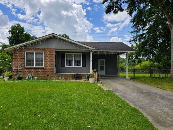 223 Meadowridge Drive, Warner Robins, GA 31093
