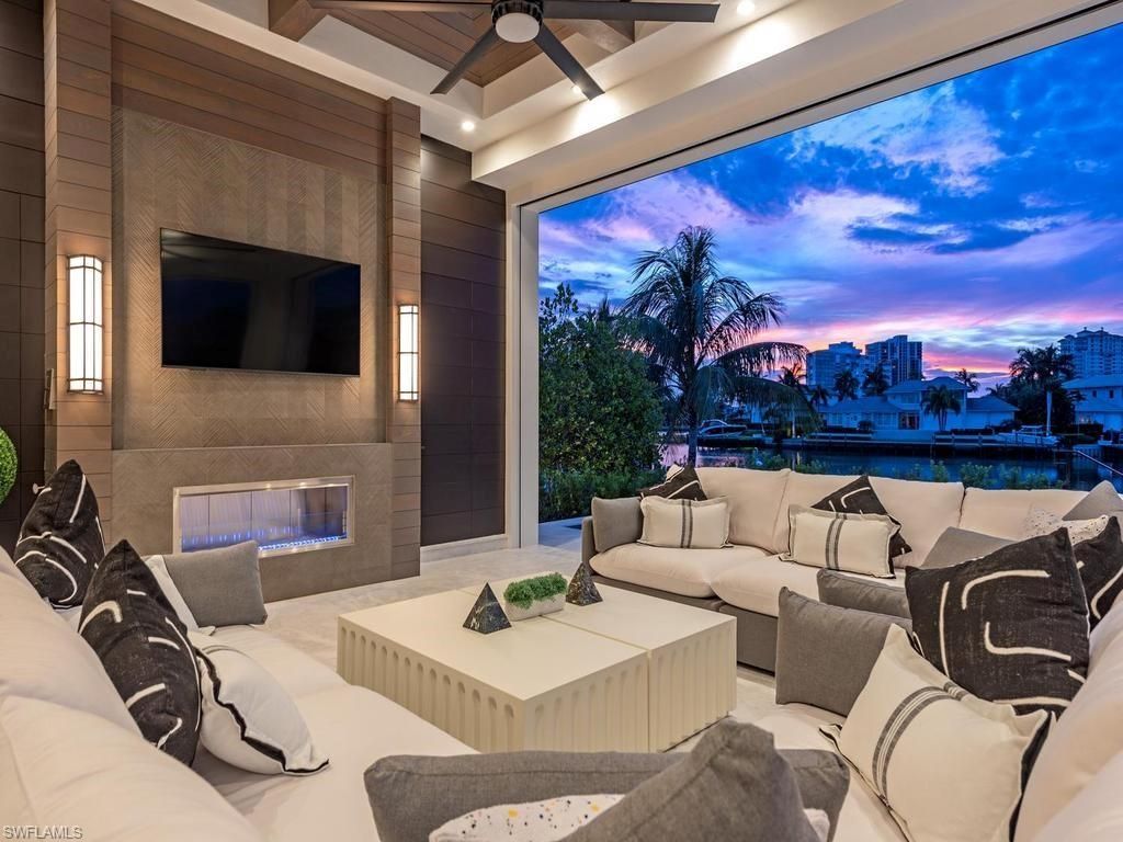 405 Neapolitan Way , Naples, FL 34103 Photo
