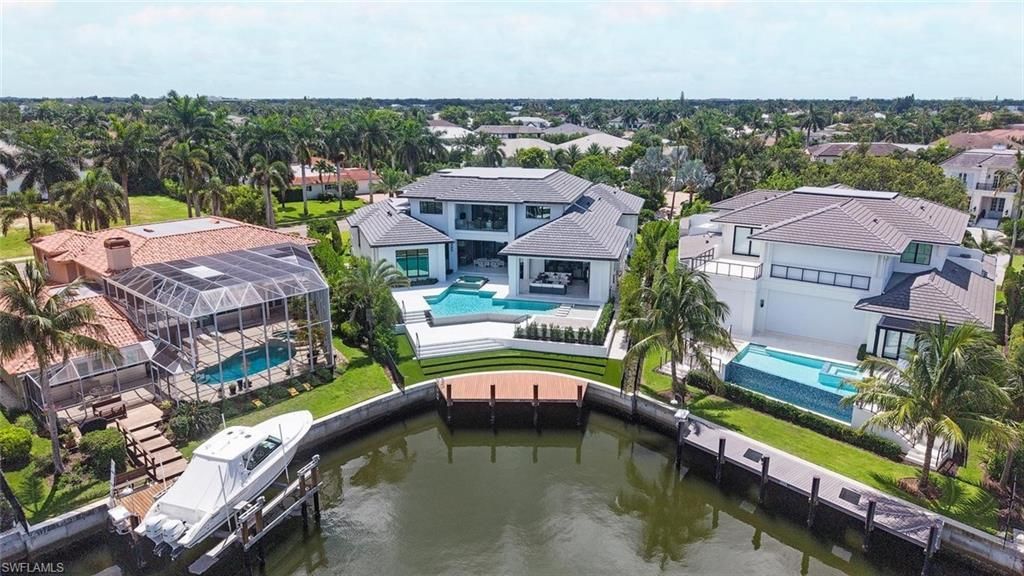 405 Neapolitan Way , Naples, FL 34103 Photo