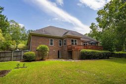 211 Rolling Creek Circle photo 4